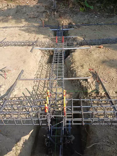 鋼構廠房:鋼構屋基礎地樑-屏東鐵皮屋